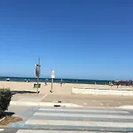 A Due Passi Dal Mare *