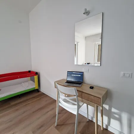 A Due Passi Dal Mare Apartment *