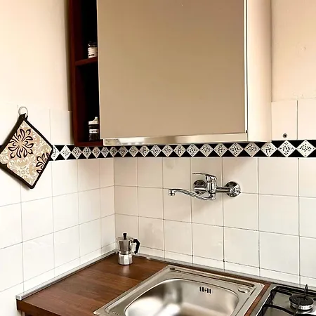 A Due Passi Dal Mare Apartmán *