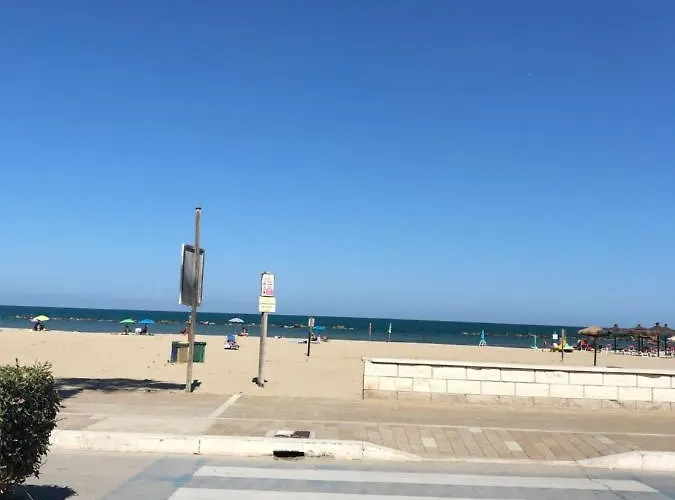 A Due Passi Dal Mare *